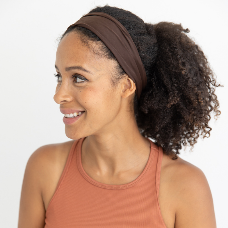 The Sleek Finish Set (Scrunchie & Headband - Brown)